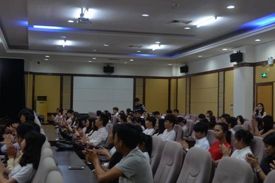 qq1211549856_1489734507860_37